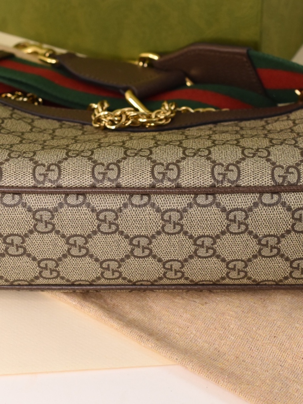 Ophidia small shoulder bag with chain and guitar strap - like new condition! - Picture 4 of 7